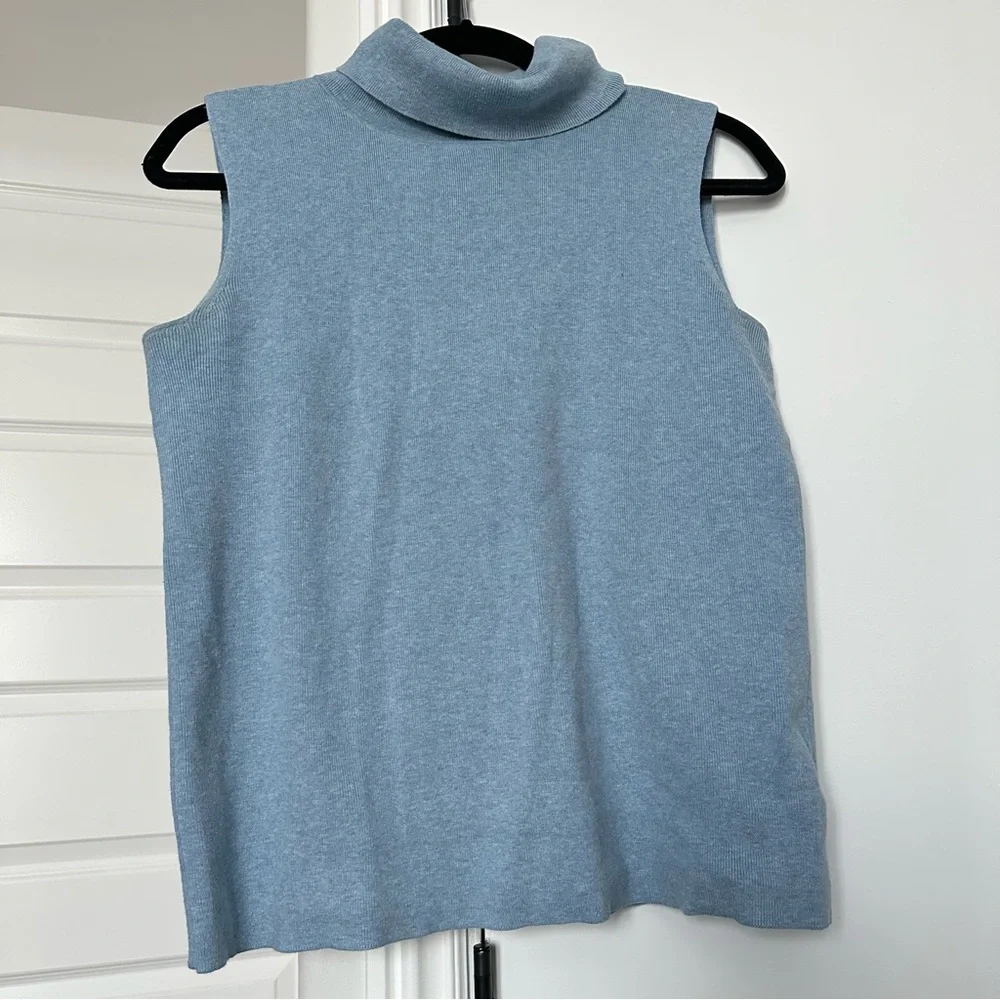 Talbots Sleeveless Blue Turtleneck Top Petite Size Medium - Picture 1 of 6